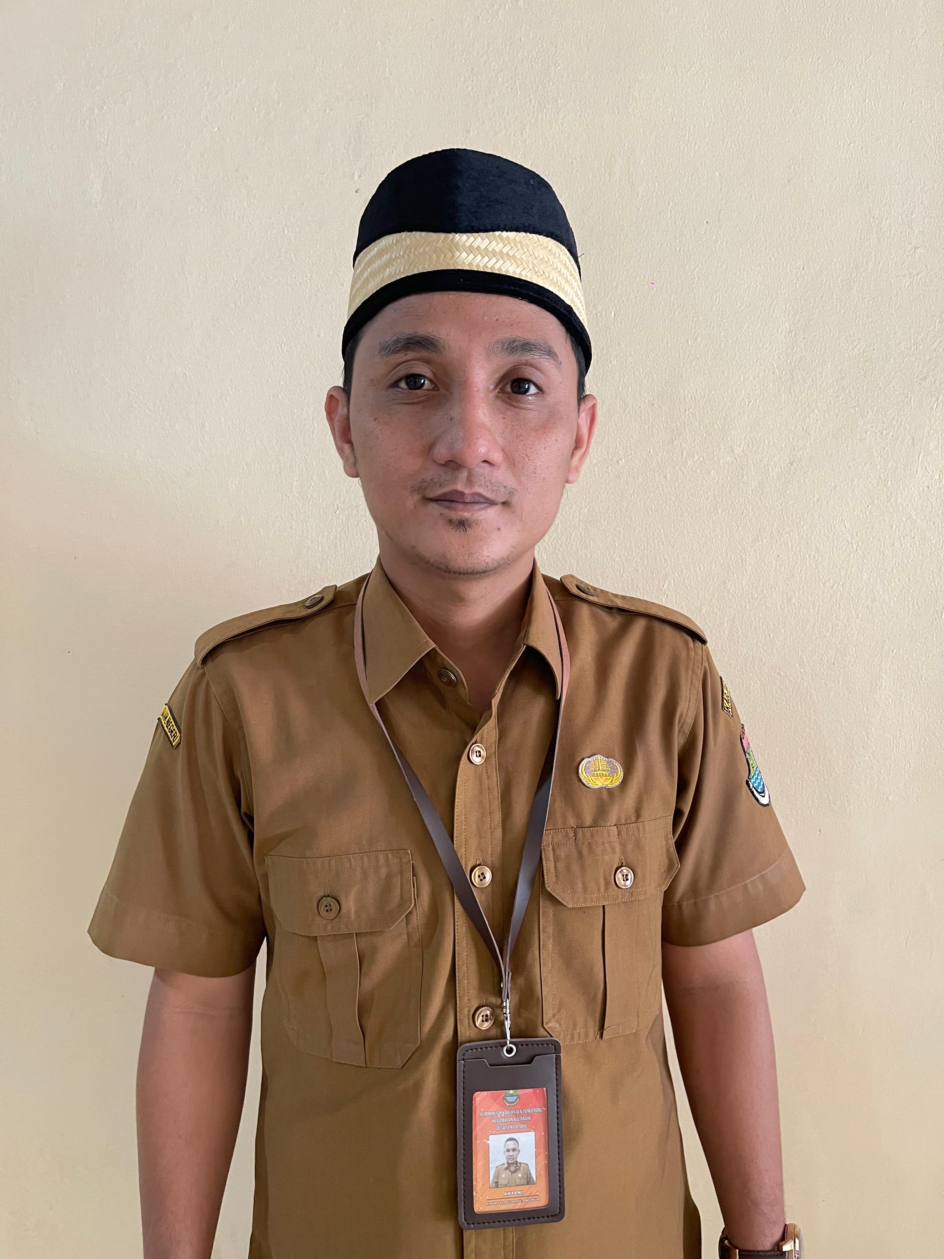 Ivan Alviadin, S.Pd., M.IP